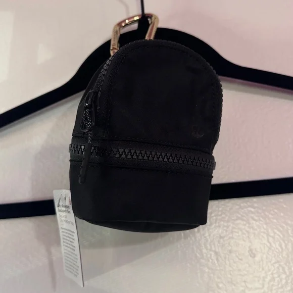 MINI Backpack Clip - Picture 6 of 10